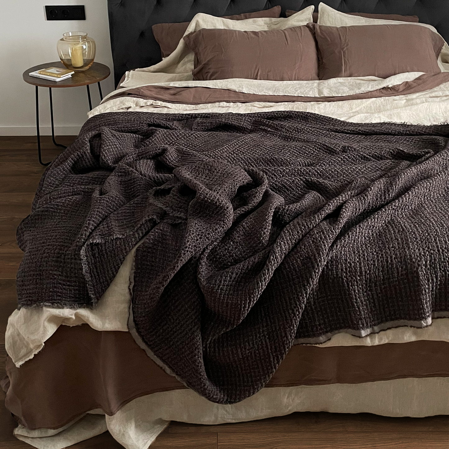 Linen Waffle Blanket - Chocolate